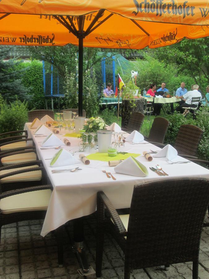 Schlossparkhotel Sallgast Exteriör bild